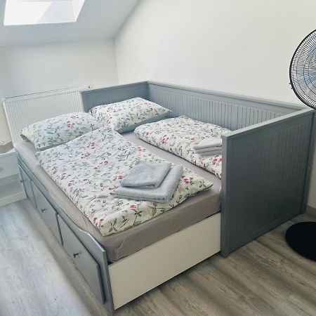 Apartman Theresa Дечин Экстерьер фото